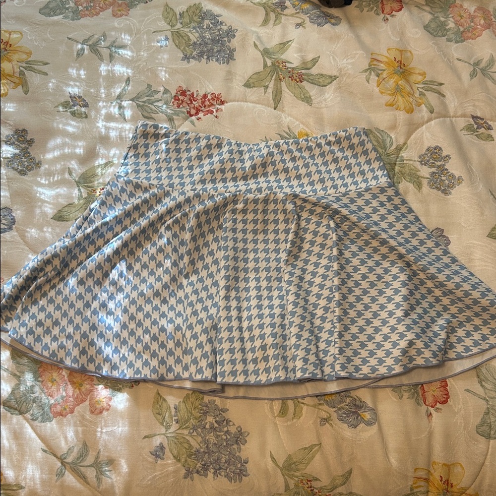 HALARA Blue and White Houndstooth Skirt